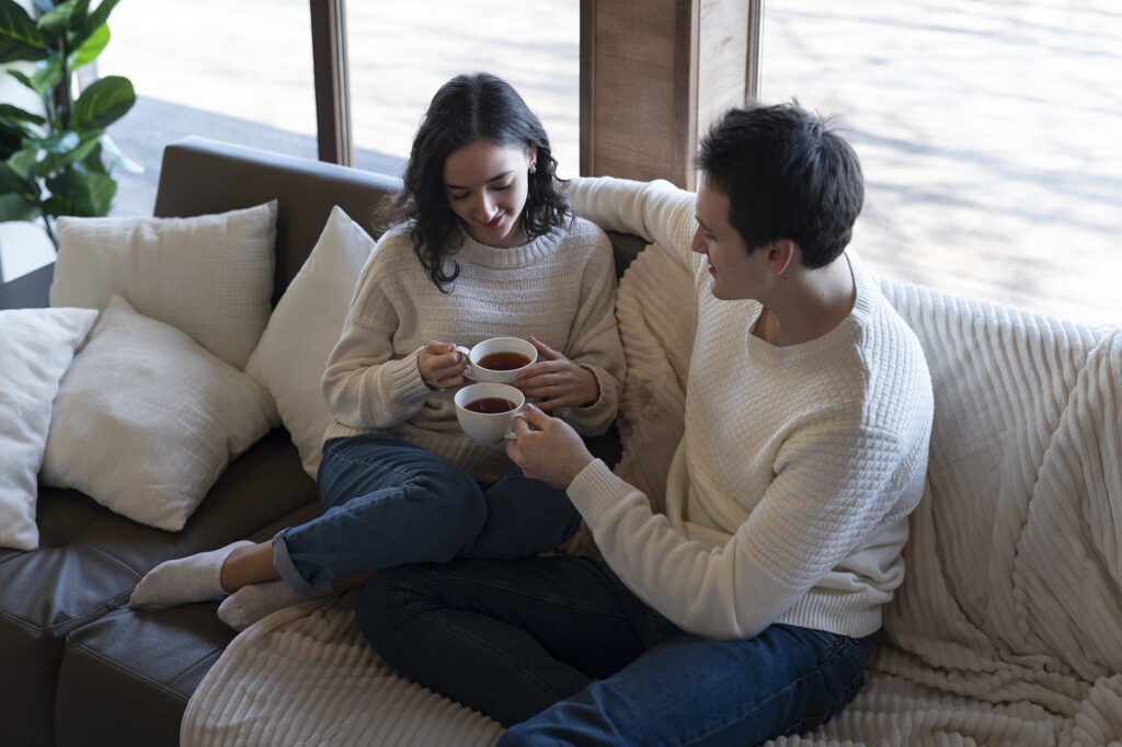 Para zastanawia się, dlaczego wciąż popełniamy te same błędy w relacji.